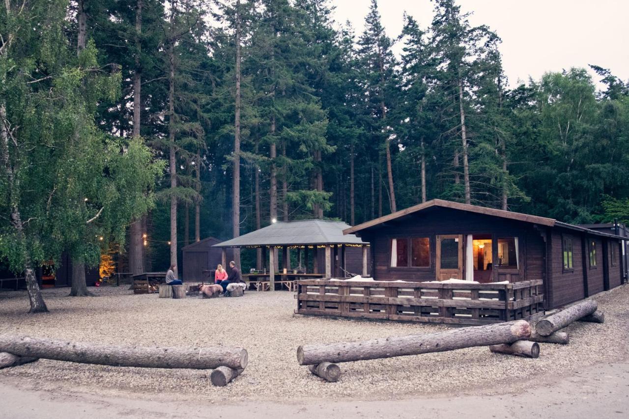 Camp Kátur Glamping Hotel Carthorpe Exterior foto