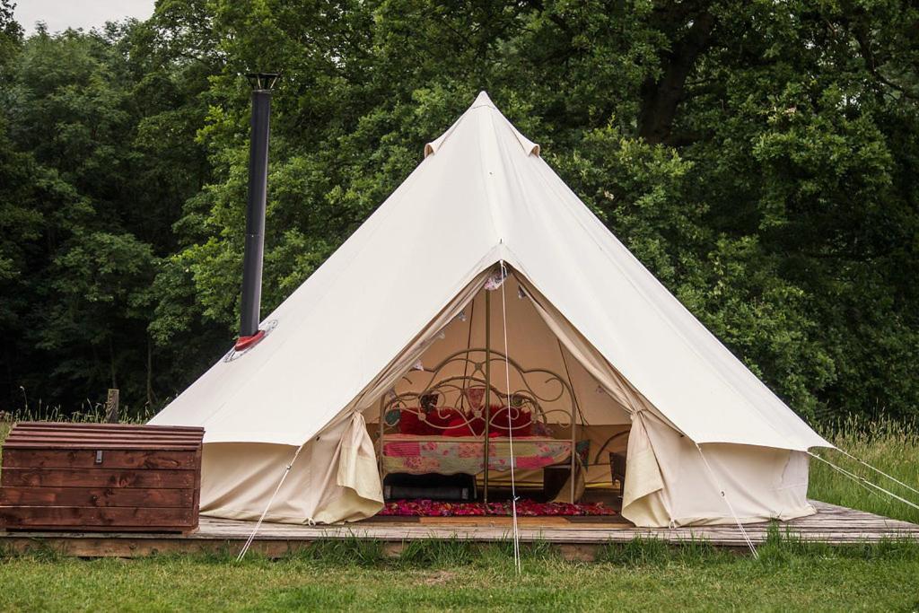 Camp Kátur Glamping Hotel Carthorpe Exterior foto