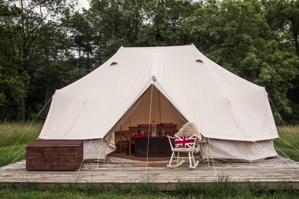 Camp Kátur Glamping Hotel Carthorpe Exterior foto